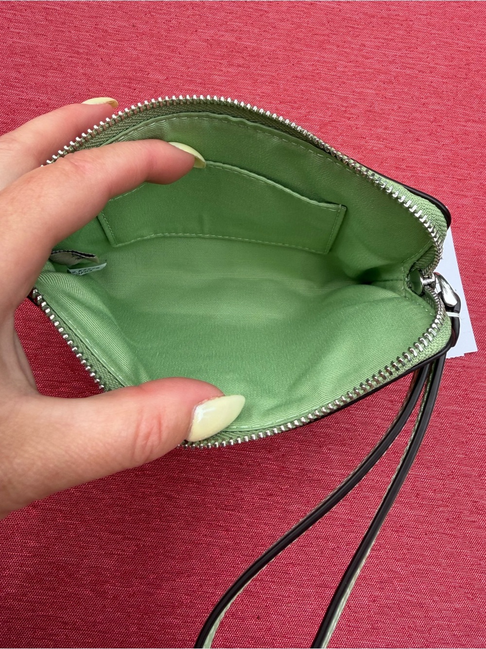 Coach NWT Embossed Signature Wristlet in Light Green $110 Gold Rainbow Key Tag - Picture 3 of 3